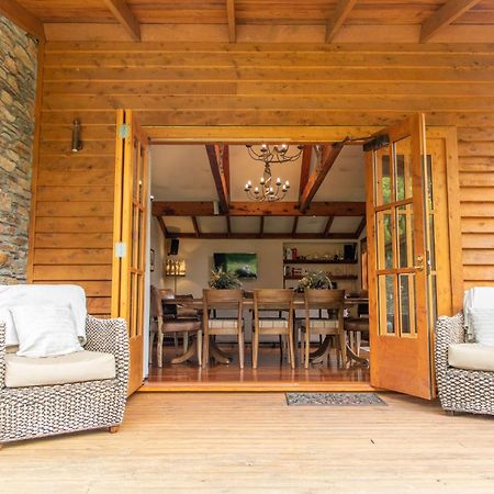 Wanaka Homestead Lodge & Cottages ภายนอก รูปภาพ